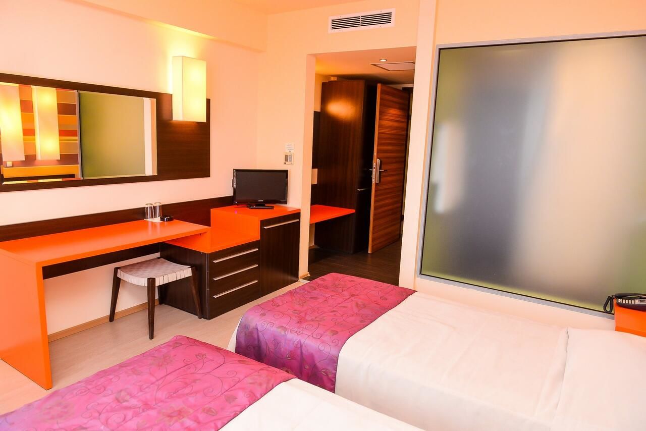 Отель North Beach Hotel Приморско